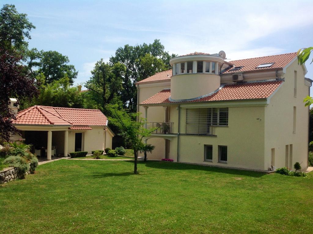 Apartments Villa Majda Matulji Esterno foto