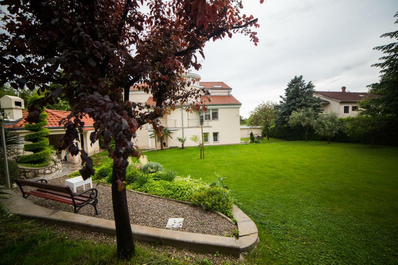 Apartments Villa Majda Matulji Esterno foto