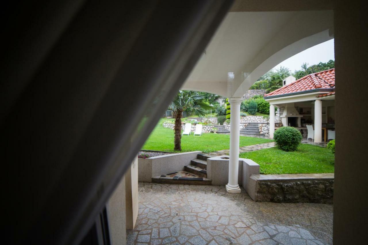 Apartments Villa Majda Matulji Esterno foto
